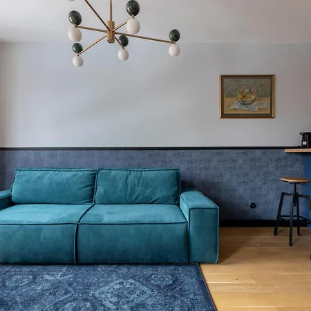 Homewell Czartoria- Free Parking