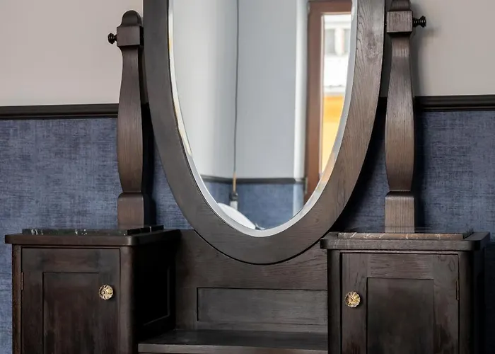 Homewell Czartoria- Free Parking *