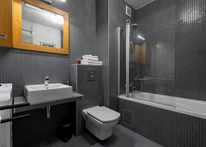 Homewell Czartoria- Free Parking Apartment